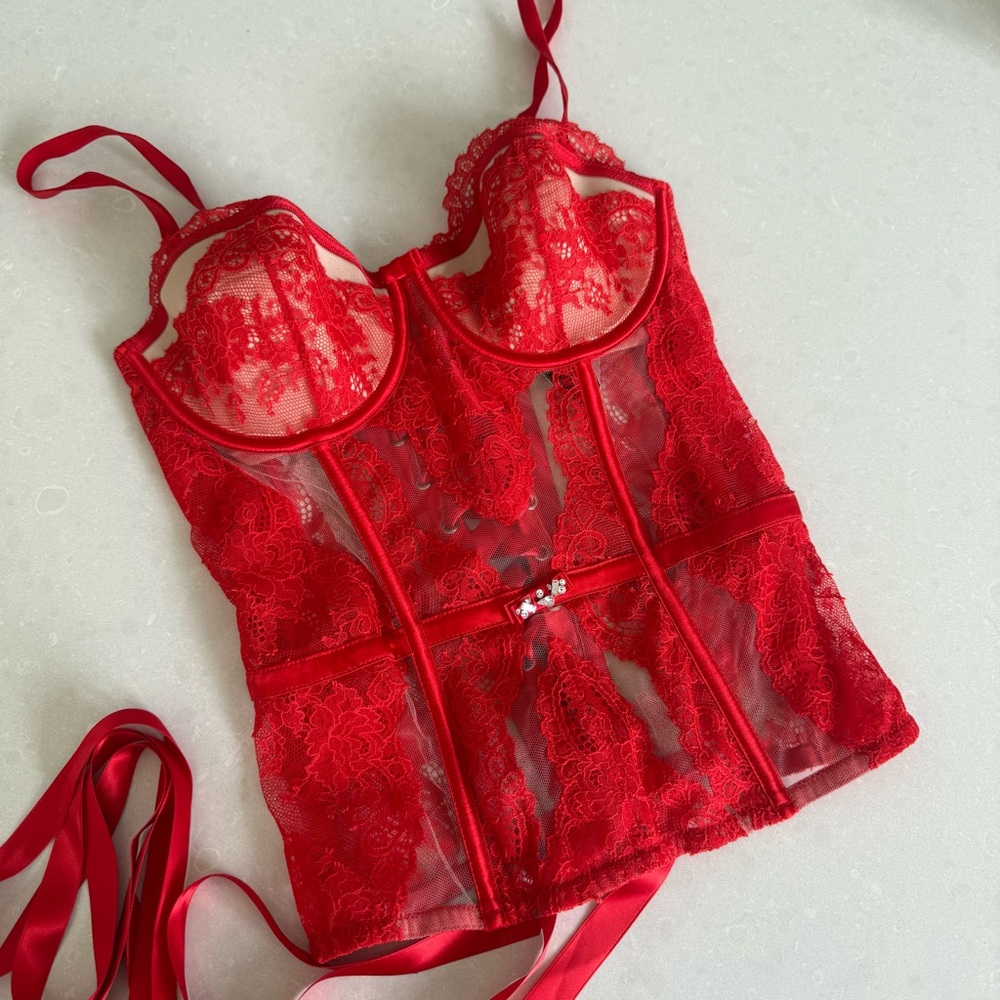Victoria's Secret Designer Swarovski Crystal Red Lace 34C Bustier Corset